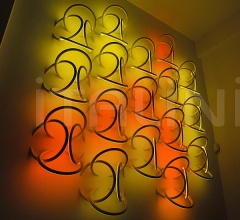 Настенный светильник Wall Piercing Настенный светильник Wall Piercing фабрика Flos