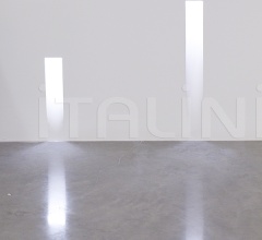 Настенный светильник VERTICAL LIGHT Настенный светильник VERTICAL LIGHT фабрика Flos