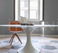 Стол обеденный manzu Стол обеденный manzu фабрика Alias