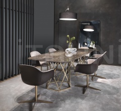 Стол обеденный Tatlin фабрика Giulio Marelli
