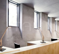 Итальянские Настольные светильники - Настольная лампа Leva Evo T Итальянские Настольные светильники - Настольная лампа Leva Evo T фабрика Leucos