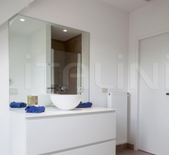 Итальянские Потолочные светильники - Потолочный светильник Lotis square Итальянские Потолочные светильники - Потолочный светильник Lotis square фабрика Modular Lighting Instruments