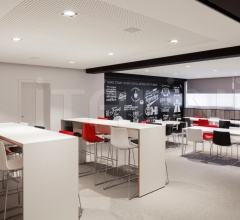 Итальянские Потолочные светильники - Потолочный светильник Multiple Итальянские Потолочные светильники - Потолочный светильник Multiple фабрика Modular Lighting Instruments