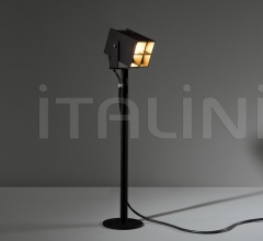 Итальянские Уличные светильники - Напольный светильник Julien square Итальянские Уличные светильники - Напольный светильник Julien square фабрика Modular Lighting Instruments