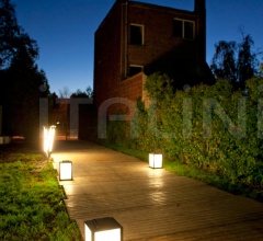 Итальянские Уличные светильники - Напольный светильник Kabaz Итальянские Уличные светильники - Напольный светильник Kabaz фабрика Modular Lighting Instruments