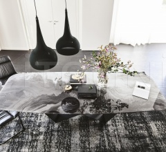 Стул Kelly Cantilever Стул Kelly Cantilever фабрика Cattelan Italia