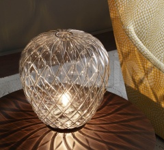 Настольный светильник PINECONE Настольный светильник PINECONE фабрика FontanaArte