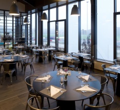 Стол обеденный Container Table 7143 фабрика Moooi