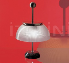 Настольная лампа Alfa Настольная лампа Alfa фабрика Artemide