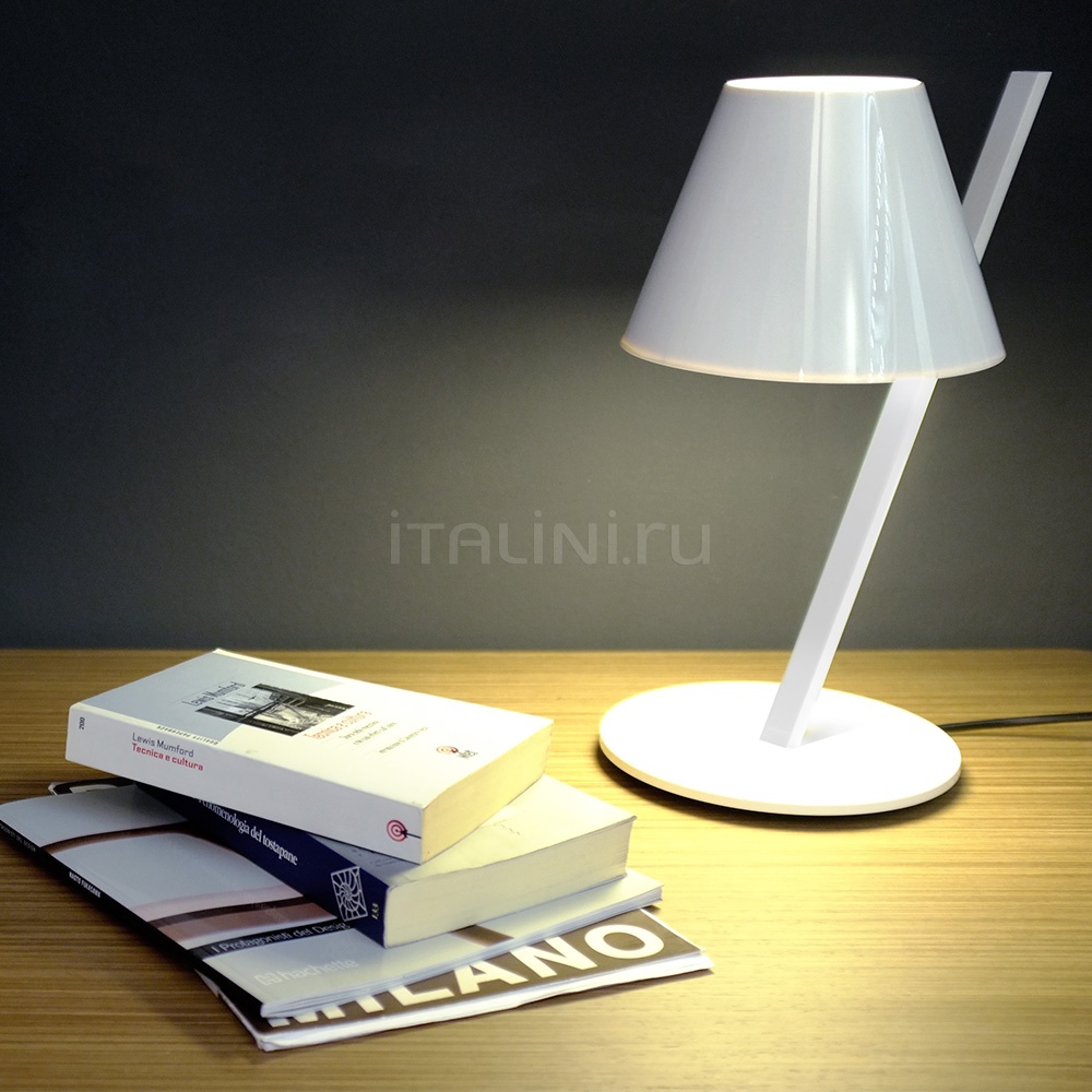 Настольная лампа La Petite Table Artemide