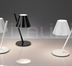 Настольная лампа La Petite Table Настольная лампа La Petite Table фабрика Artemide