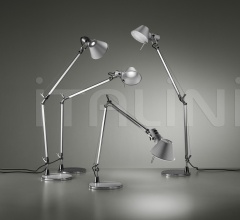 Итальянские Напольные светильники - Напольный светильник Tolomeo Floor Итальянские Напольные светильники - Напольный светильник Tolomeo Floor фабрика Artemide