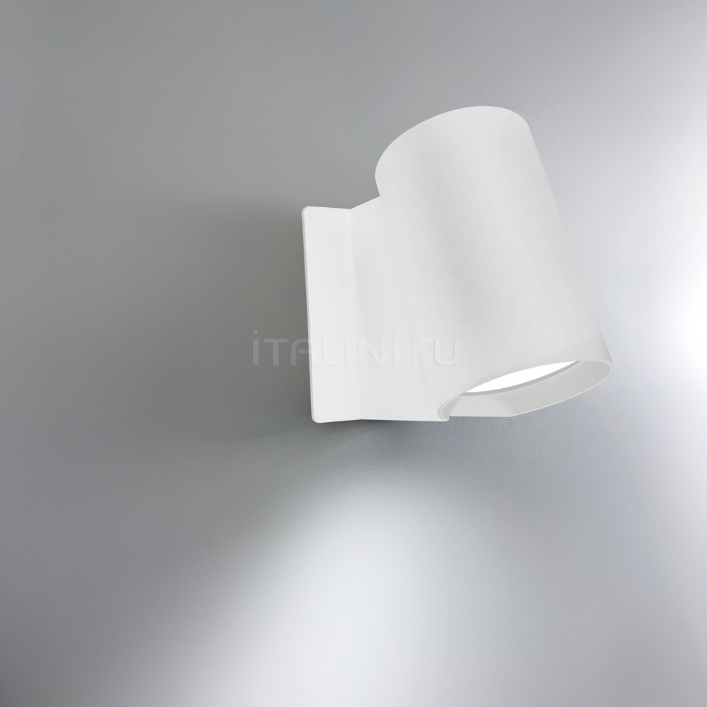 Настенный светильник Oblique Artemide