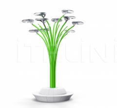 Итальянские Уличные светильники - Напольный светильник  Solar Tree фабрика Artemide