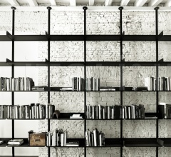 Книжный стеллаж 606 Universal Shelving System Книжный стеллаж 606 Universal Shelving System фабрика De Padova