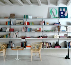 Книжный стеллаж 606 Universal Shelving System Книжный стеллаж 606 Universal Shelving System фабрика De Padova