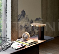 Настольный светильник Cylinda 218 Настольный светильник Cylinda 218 фабрика Oluce