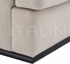 Итальянские Кресла - Кресло Hallandale 110861 фабрика Eichholtz