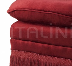 Итальянские Пуфы - Пуф Rochas 110073 фабрика Eichholtz