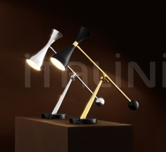 Итальянские Настольные светильники - Настольный светильник Cordero 109216 Итальянские Настольные светильники - Настольный светильник Cordero 109216 фабрика Eichholtz