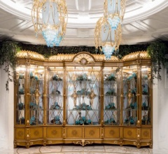 Витрина 7068 Витрина 7068 фабрика Riva Mobili D`Arte