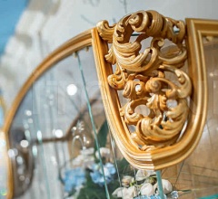 Витрина 18062 Витрина 18062 фабрика Riva Mobili D`Arte