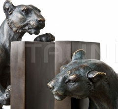 Держатель для книг Lioness 109100 Держатель для книг Lioness 109100 фабрика Eichholtz