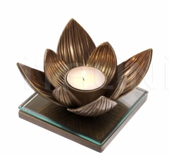 Итальянские Подсвечники - Подсвечник Lotus 112660 фабрика Eichholtz