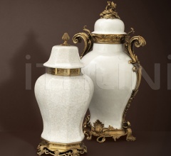 Итальянские Вазы - Ваза Armand 109952 фабрика Eichholtz