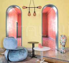 Столик Piu фабрика Saba Italia