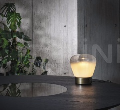 Итальянские Настольные светильники - Настольный светильник STONE Итальянские Настольные светильники - Настольный светильник STONE фабрика Bontempi Casa