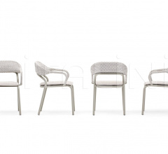 Стул с подлокотниками NOSS DINING ARMCHAIR Стул с подлокотниками NOSS DINING ARMCHAIR фабрика Varaschin