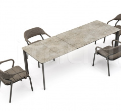 Стул с подлокотниками NOSS DINING ARMCHAIR Стул с подлокотниками NOSS DINING ARMCHAIR фабрика Varaschin