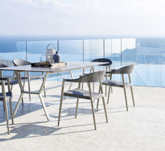 Стул с подлокотниками CLEVER DINING ARMCHAIR Стул с подлокотниками CLEVER DINING ARMCHAIR фабрика Varaschin