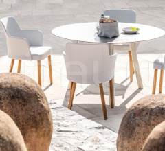 Стул с подлокотниками EMMA DINING ARMCHAIR Стул с подлокотниками EMMA DINING ARMCHAIR фабрика Varaschin