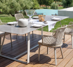 Стул с подлокотниками EMMA DINING ARMCHAIR Стул с подлокотниками EMMA DINING ARMCHAIR фабрика Varaschin