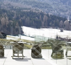 Стул с подлокотниками MAAT Стул с подлокотниками MAAT фабрика Varaschin