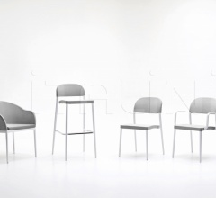 Стул с подлокотниками SAIA Стул с подлокотниками SAIA фабрика Varaschin