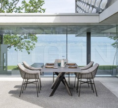 Стул с подлокотниками SUMMER SET Стул с подлокотниками SUMMER SET фабрика Varaschin