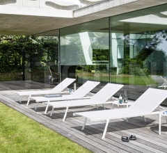 Итальянские Уличные шезлонги - Шезлонг BAHIA Итальянские Уличные шезлонги - Шезлонг BAHIA фабрика Varaschin