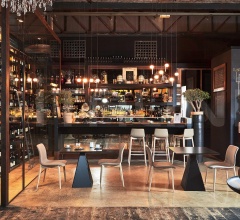 Итальянские Уличные столы - Стол обеденный TOWER Итальянские Уличные столы - Стол обеденный TOWER фабрика Varaschin