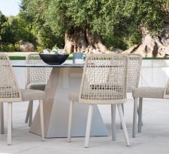 Итальянские Уличные столы - Стол обеденный TOWER Итальянские Уличные столы - Стол обеденный TOWER фабрика Varaschin