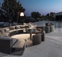 Итальянские Уличные столы - Стол обеденный BIG LOW Итальянские Уличные столы - Стол обеденный BIG LOW фабрика Varaschin