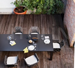 Итальянские Уличные столы - Стол обеденный DOLMEN Итальянские Уличные столы - Стол обеденный DOLMEN фабрика Varaschin