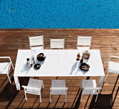 Итальянские Уличные столы - Стол обеденный VICTOR Итальянские Уличные столы - Стол обеденный VICTOR фабрика Varaschin