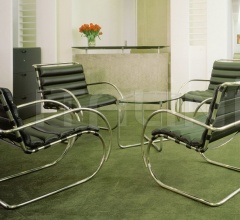 Кресло MR Armchair Кресло MR Armchair фабрика Knoll