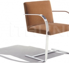 Стул с подлокотниками Brno Chair - Flat Bar Стул с подлокотниками Brno Chair - Flat Bar фабрика Knoll