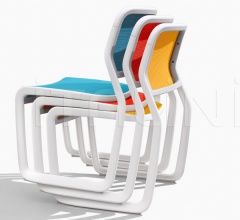 Стул Newson Aluminum Chair Стул Newson Aluminum Chair фабрика Knoll