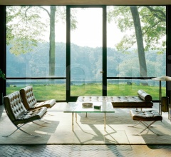 Кресло Barcelona Chair Кресло Barcelona Chair фабрика Knoll