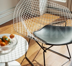Кресло Bertoia Diamond Chair Кресло Bertoia Diamond Chair фабрика Knoll